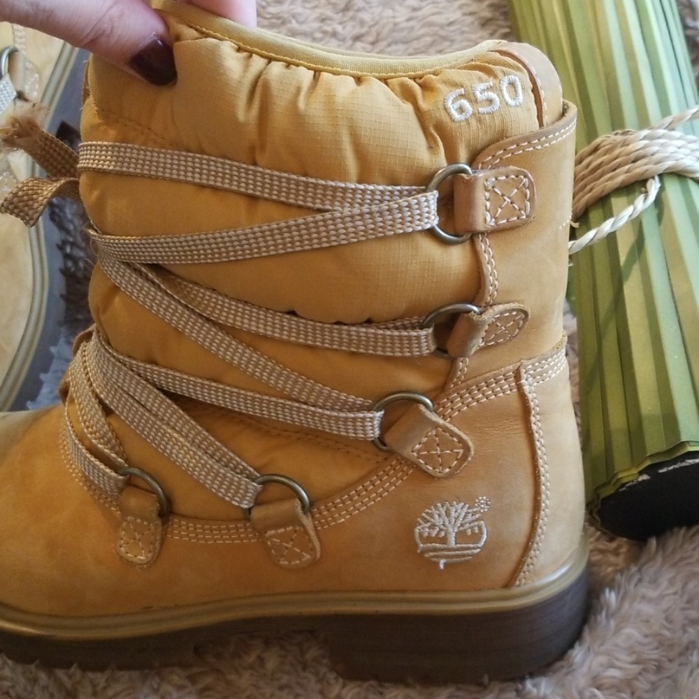 Timberlands - Picture 3 of 8